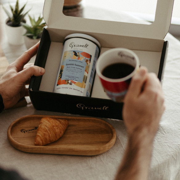 Caja Regalo Spanish Summer- Regalo Gourmet para Amantes del Cafe