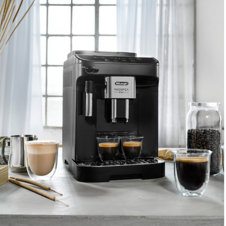 Coffee Machine with Whole Bean Coffee 2