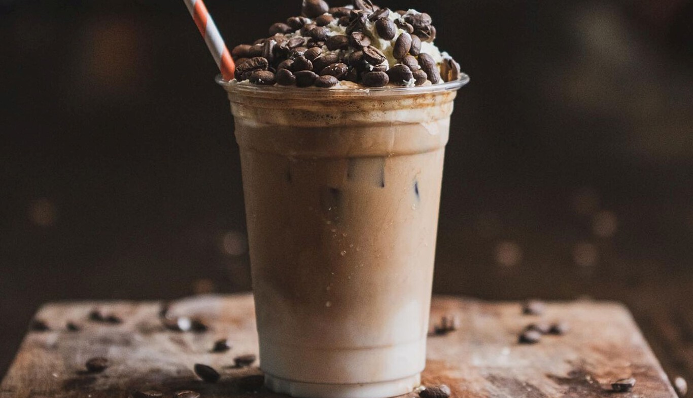 Frappuccino sin lactosa  Café frappé helado con chocolate